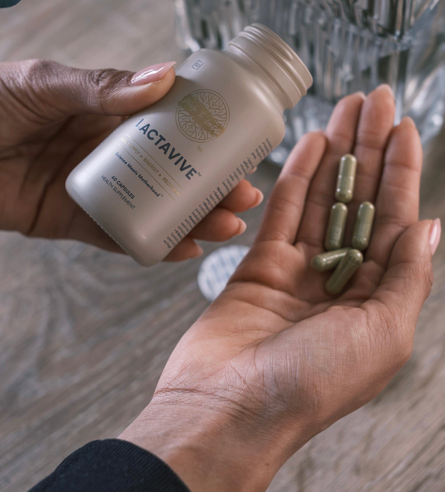 LactaVive™️ – The All-in-One Breastfeeding Multivitamin & Lactation Supplement
