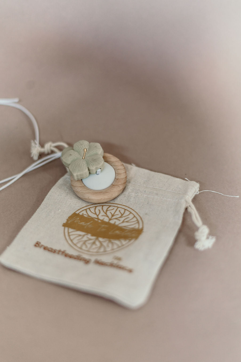 Breastfeeding Necklace - Hibiscus Flower - Sage